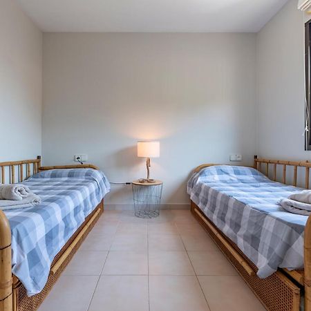 Can Costelles Cambrils - Atico En Primera Linea Con Vistas, Piscina Y Parking Exterior photo